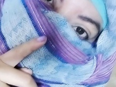 Real HOT Arab Mom In Hijab Masturbates Her Squirting Muslim Pussy LOADS On Webcam HARD GUSHY ORGASM SQUIRT