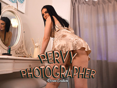Pervy Photographer - UpskirtJerk
