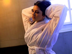 Damn sexy brunette gets rid of gown to fingervfuck her soaking cunt