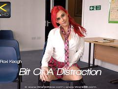 Roxi Keogh - Bit Of A Distraction - Sexy Videos - WankitNow