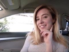 Stiefschwester fickt im Auto mit Bruder