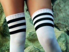 Fabulous Caucasian blondie Kenzie Taylor gives a ride and nice blowjob