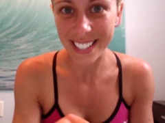 Sports bra on fit babe Cherie Deville