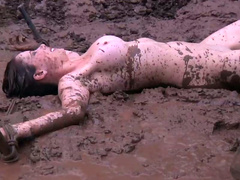 Bosomy shabby looking doxy gives steamy oral fuck to perky dick of her master