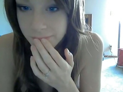 Beautiful naked babe shows off her titties on camera