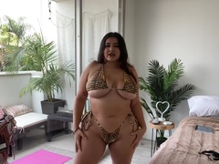 Curvy Girl Bikini Try On